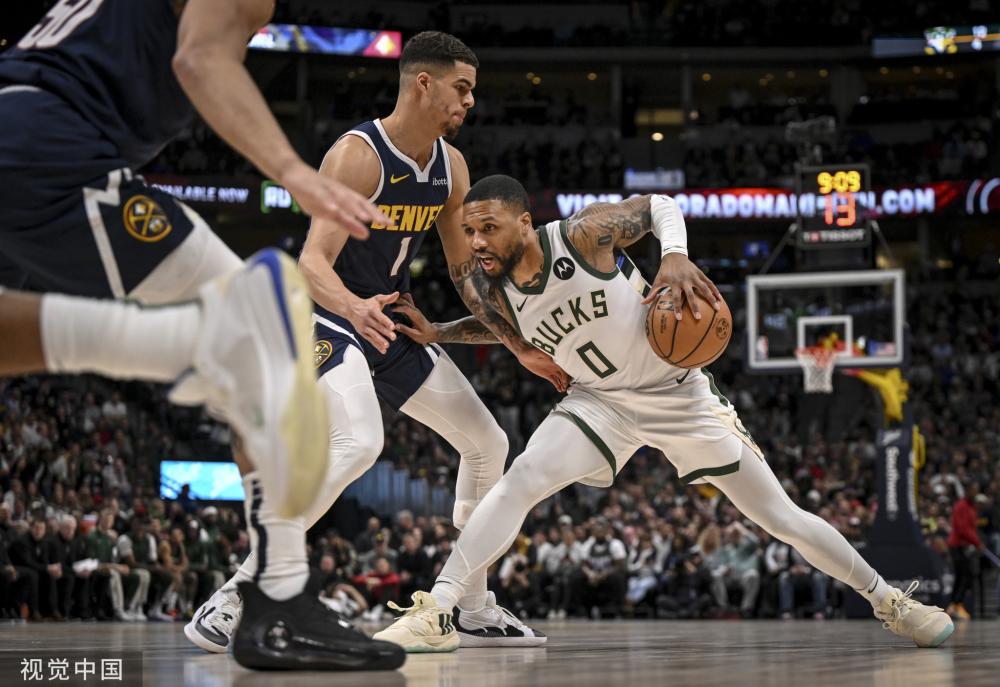 的带领下 的带领下